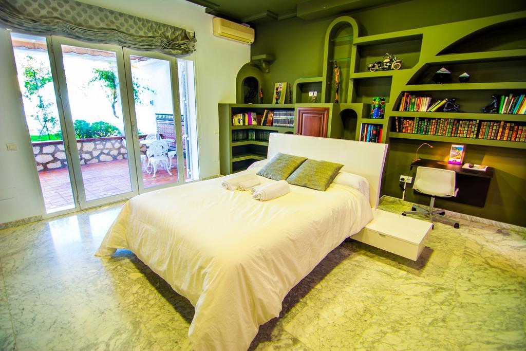 16:9 Los Molinos Suites Almería Zimmer foto